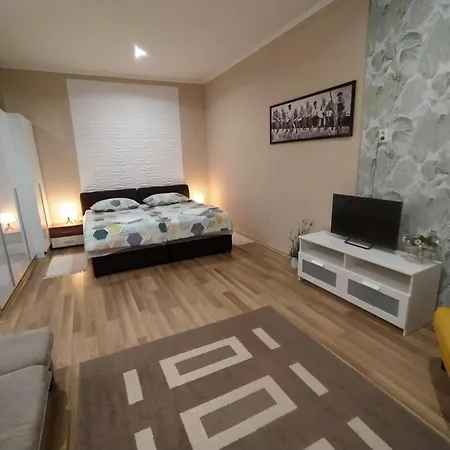 Appartement Edina *