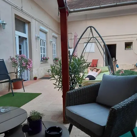 Apartament Edina