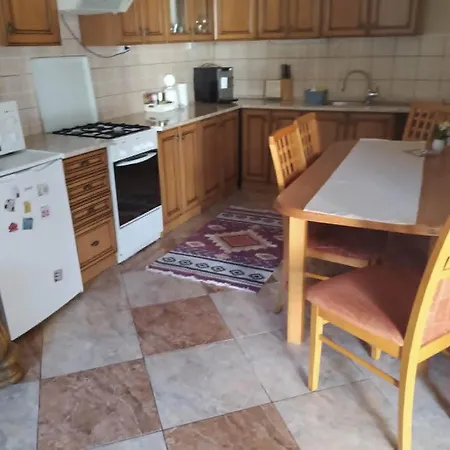 Apartament Edina